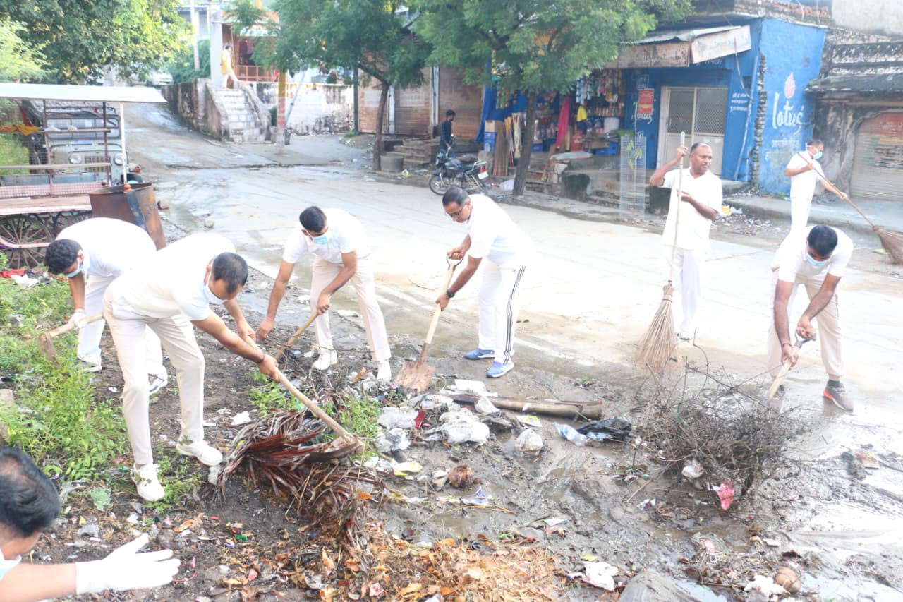  स्वच्छता ही सेवा अभियान 2025  के अंतर्गत  नायला सामुदायिक स्वास्थ्य केंद्र (CHC) के अंदर और उसके चारों ओर व्यापक स्वच्छता अभियान चलाया…