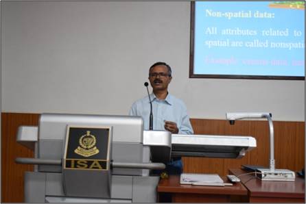 Sh. R.J. Bhanderi, Scientist-SE, VEDAS Research Group, in an indoor session