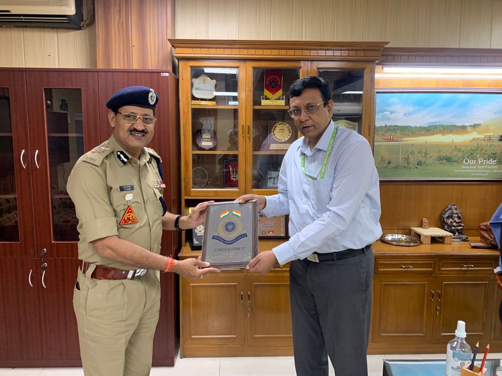   Meeting with TBRL Chief (Terminal Ballistics Research Laboratory) Sh. Prateek Kishore and exchange of Memento
