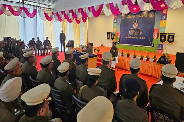   महानिदेशक का 31 बटालियन सीआरपीएफ का दौरा
