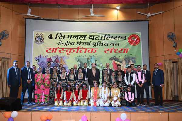   4 सिग्नल बटालियन का दौरा