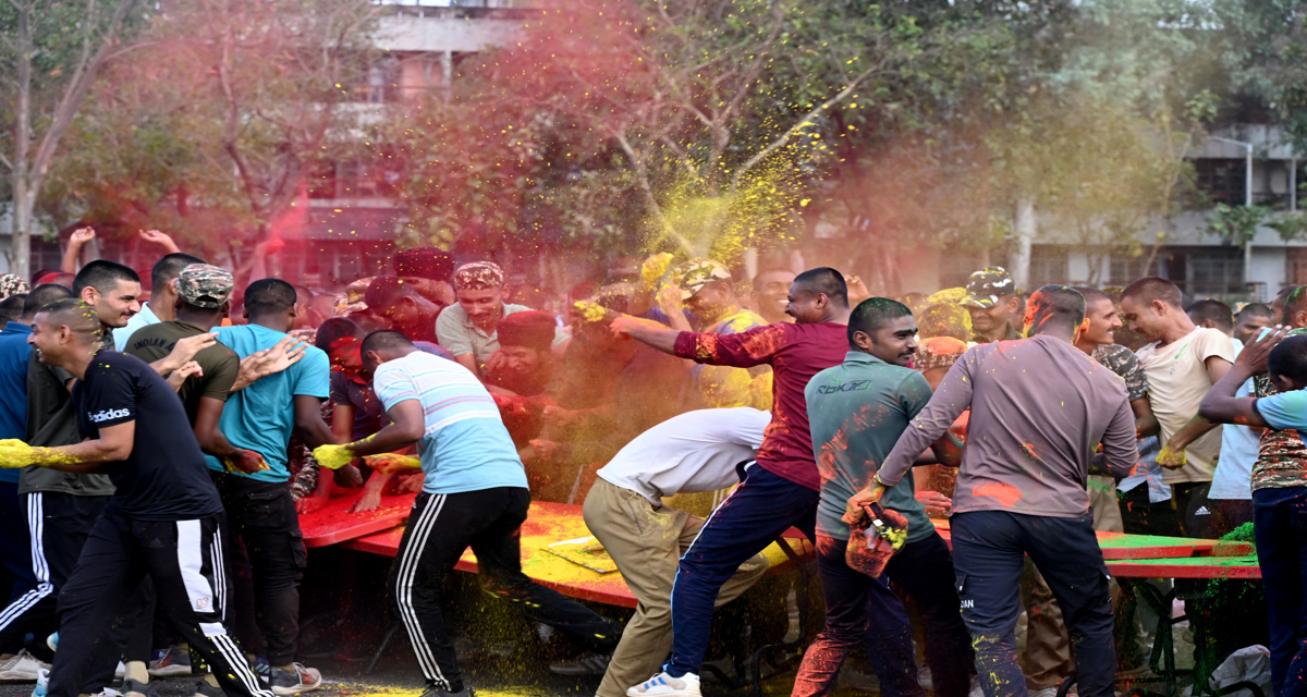 HOLI 2025